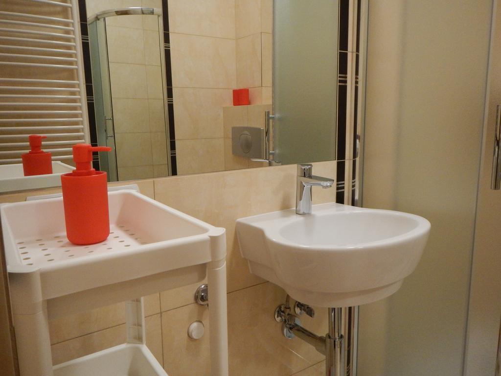 Traugutta Apartment Wrocław Buitenkant foto